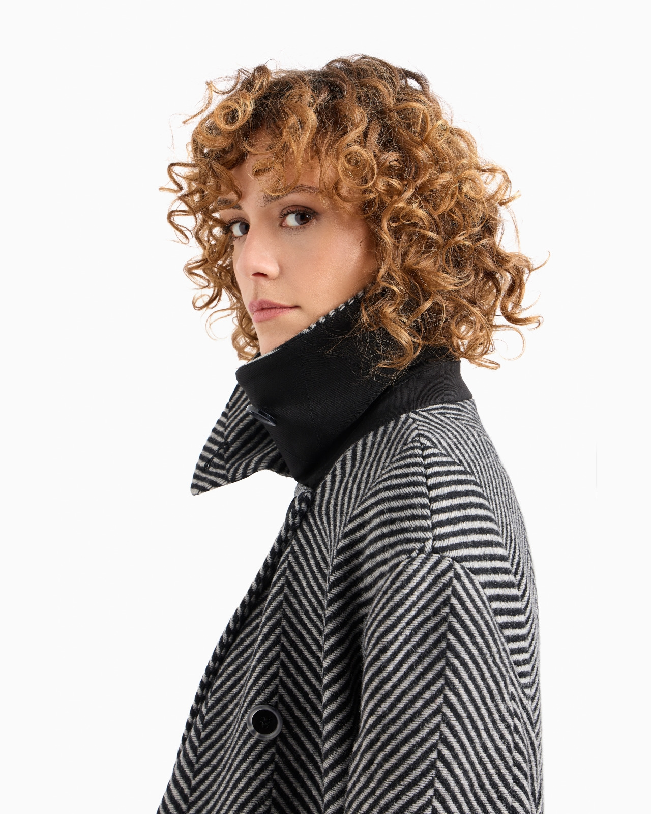 Long, double-breasted coat in a virgin wool blend with two-tone oversize-chevron motif - 6