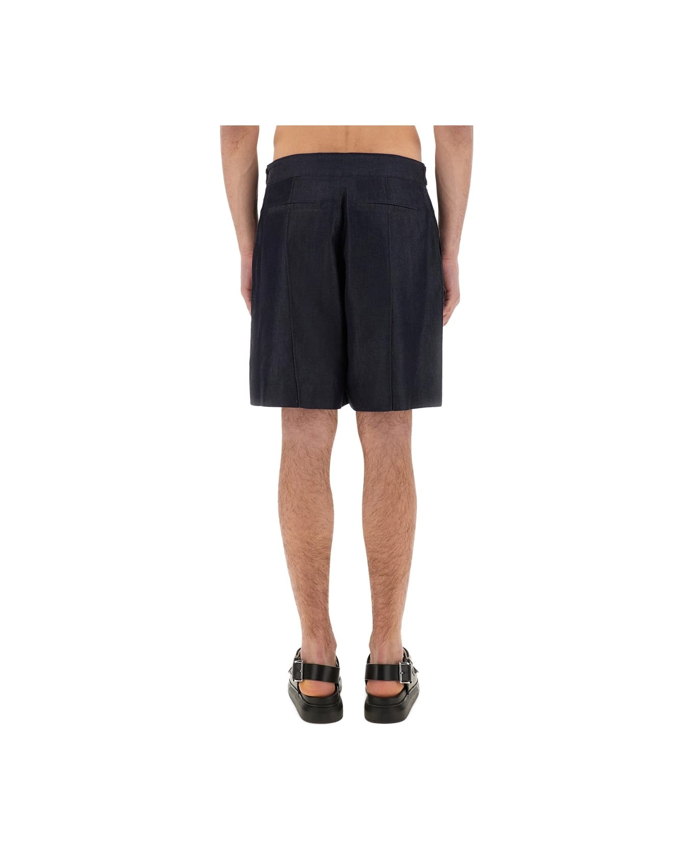 Short In Denim - 3