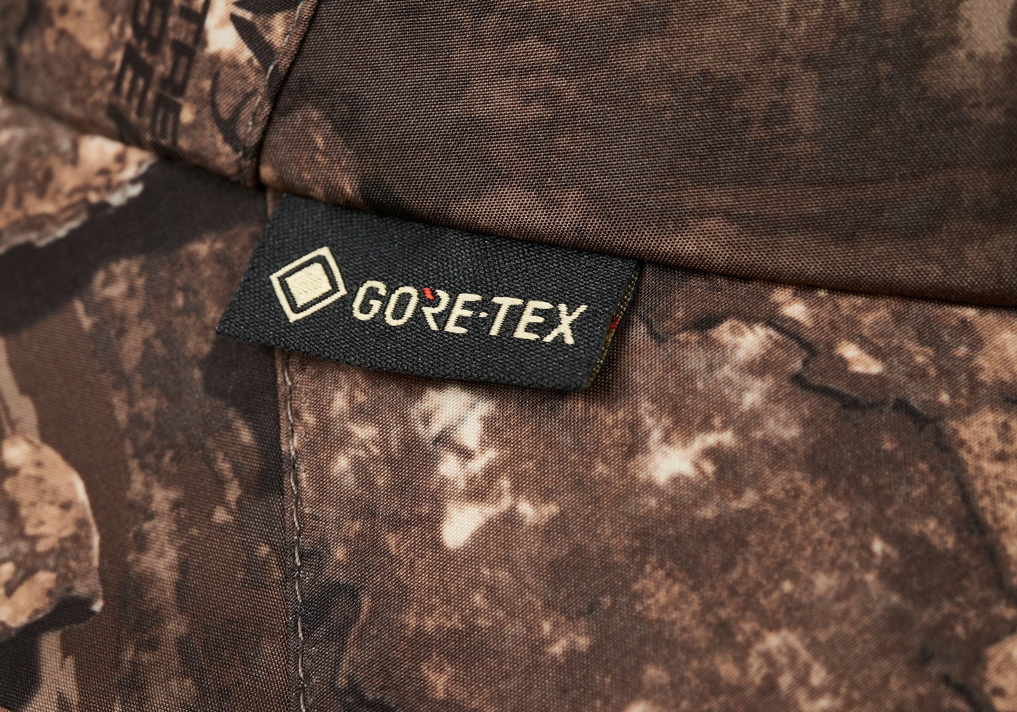 帽子 palace GORE-TEX 3L BUCKET HAT REALTREE Palace Gore-Tex 3L Bucket Hat Realtree Men's - SS24 - US