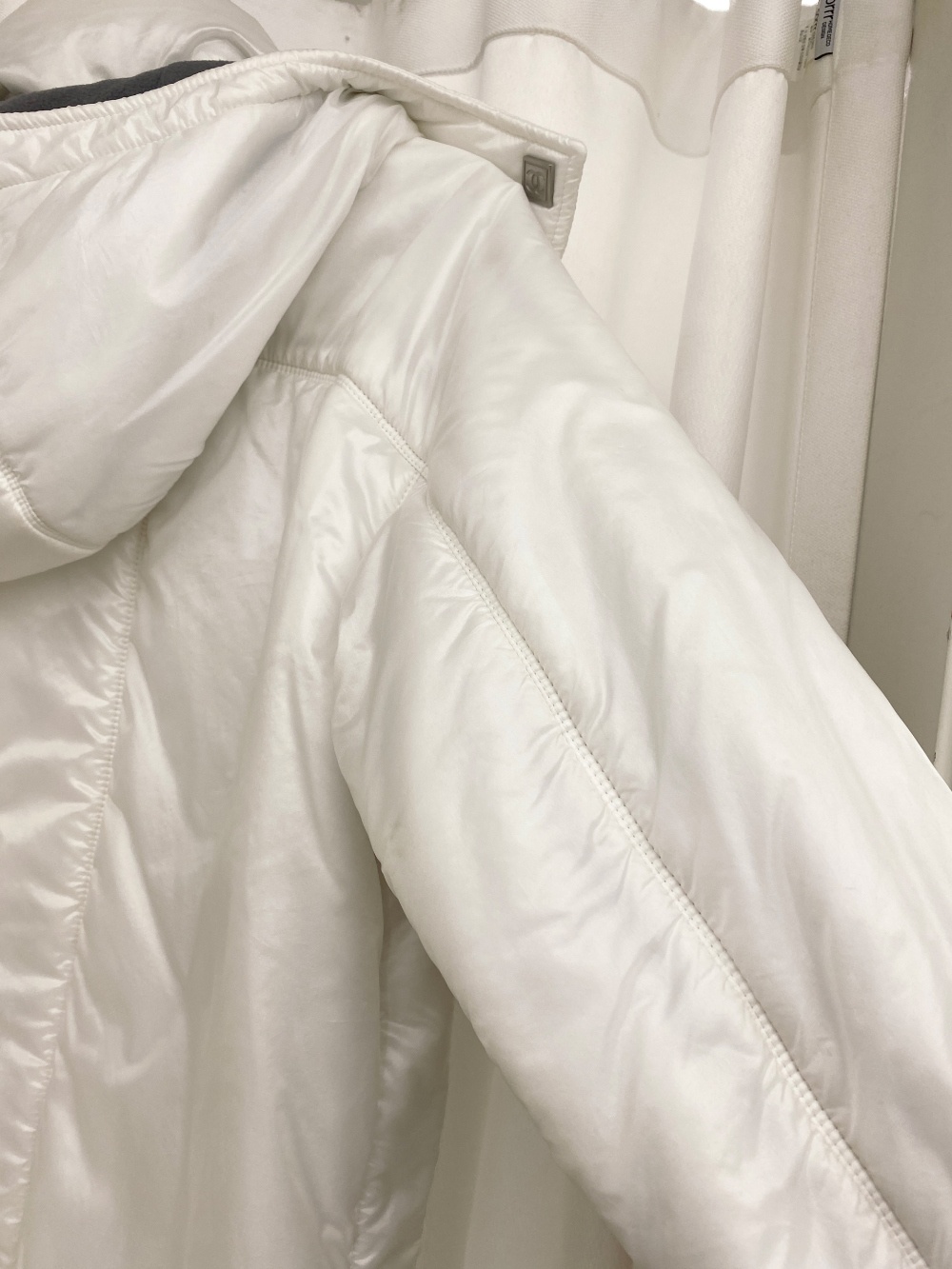 Chanel Sport 2003 A Season White Padding - 29