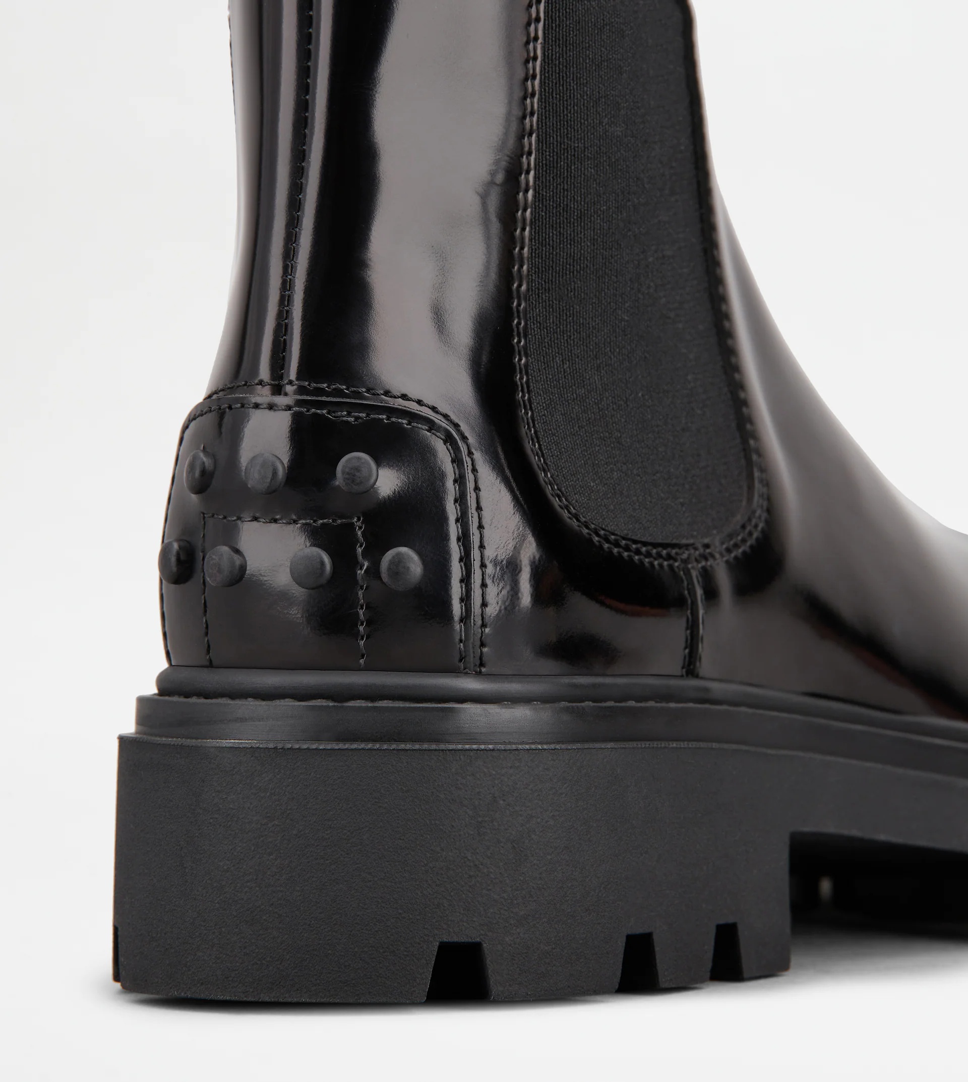 TOD'S CHELSEA BOOTS IN LEATHER - BLACK - 6