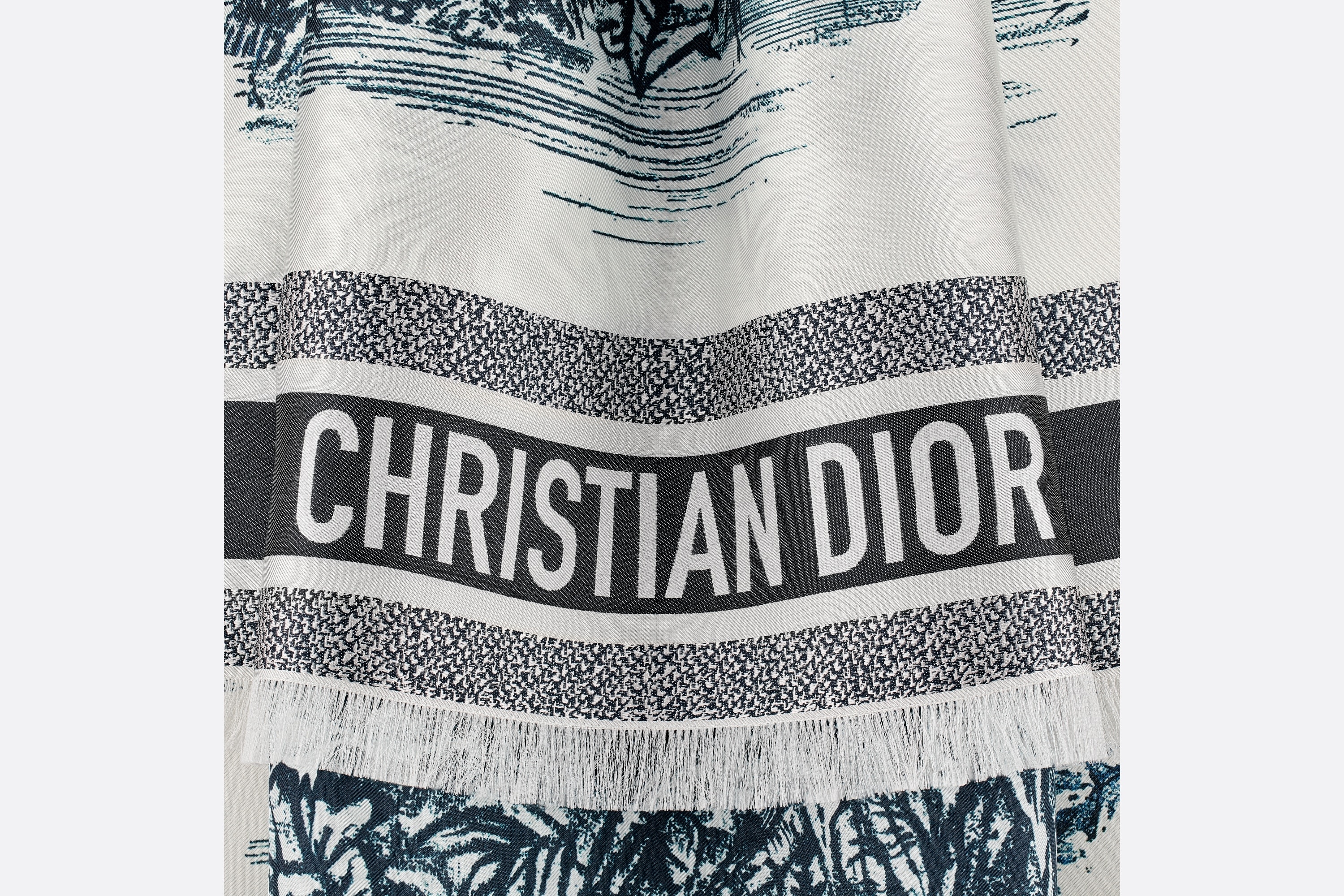 Toile de Jouy Palms Poncho - 4
