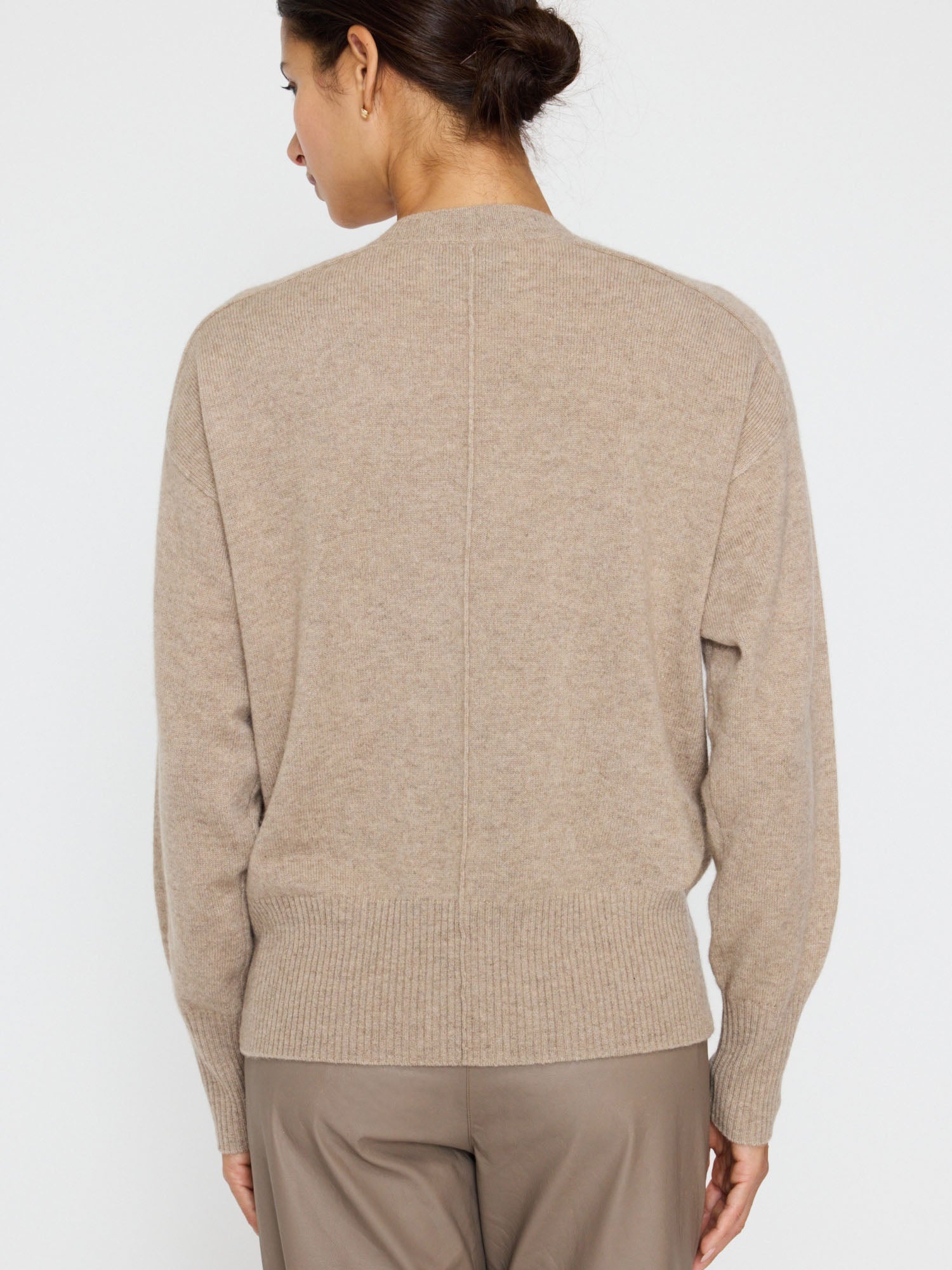 The Leia Vee Sweater - 8