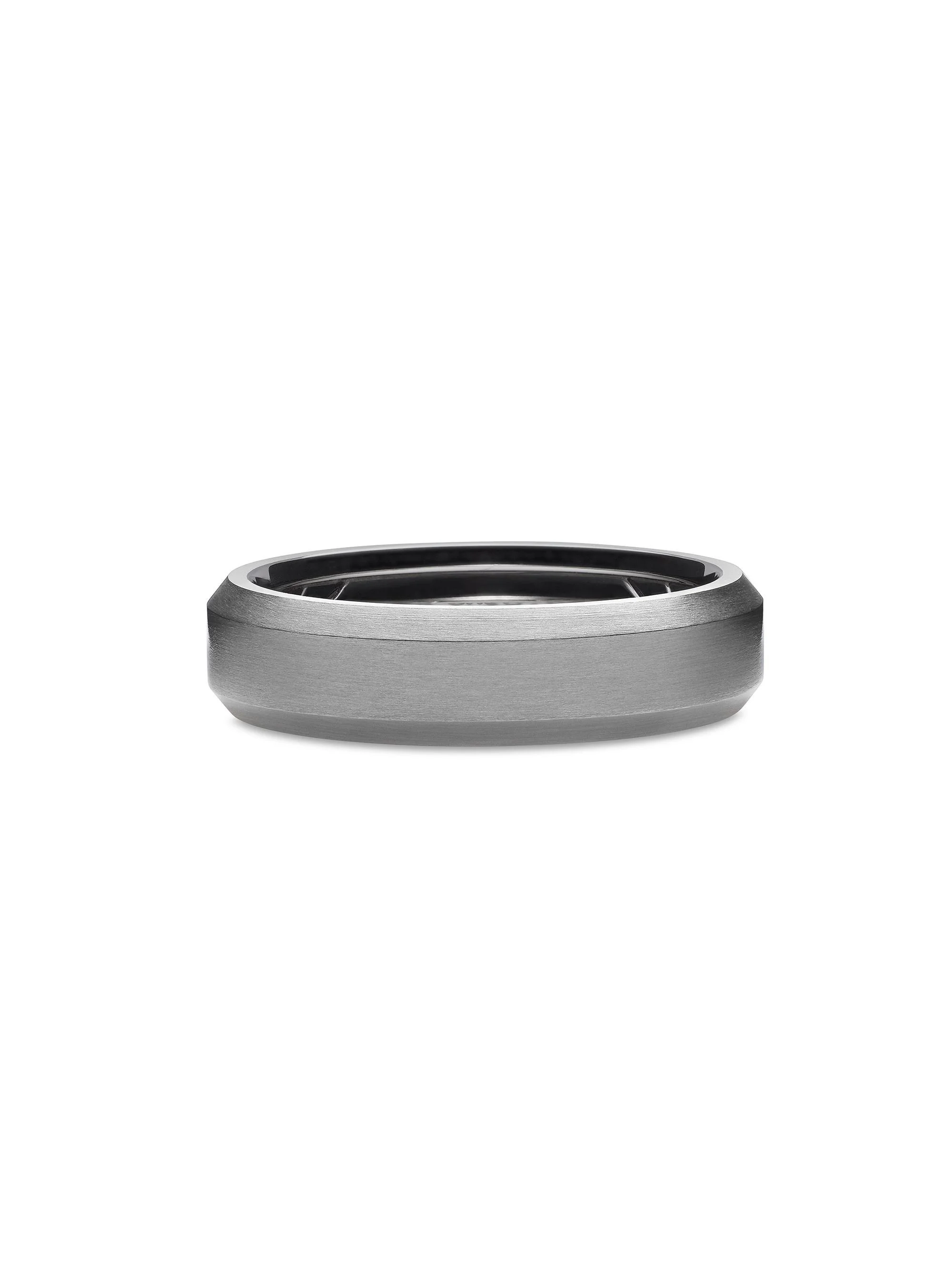 Men's Beveled Band Ring in Grey Titanium, 6mm - Grey - 1