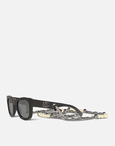 Dolce & Gabbana DG crossed sunglasses outlook