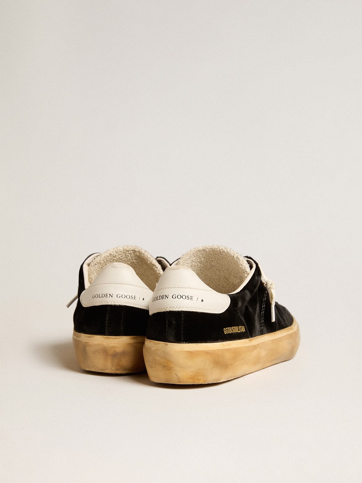 Soul Star in black velvet with white leather heel tab - 5