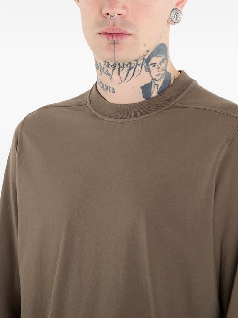 long-sleeved crew-neck T-shirt 4
