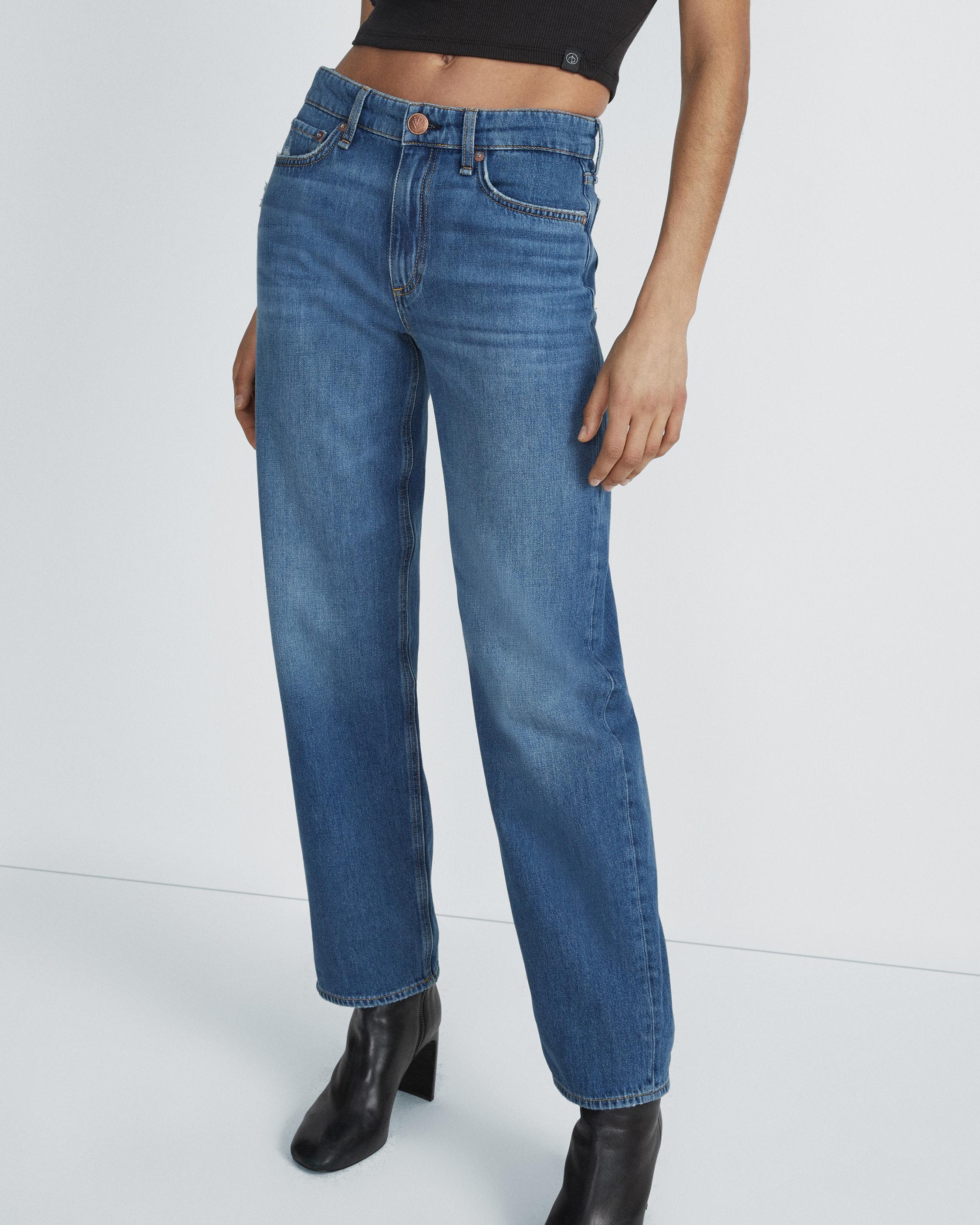 Baggy Dre - Blake
Low-Rise Rigid Jean - 2
