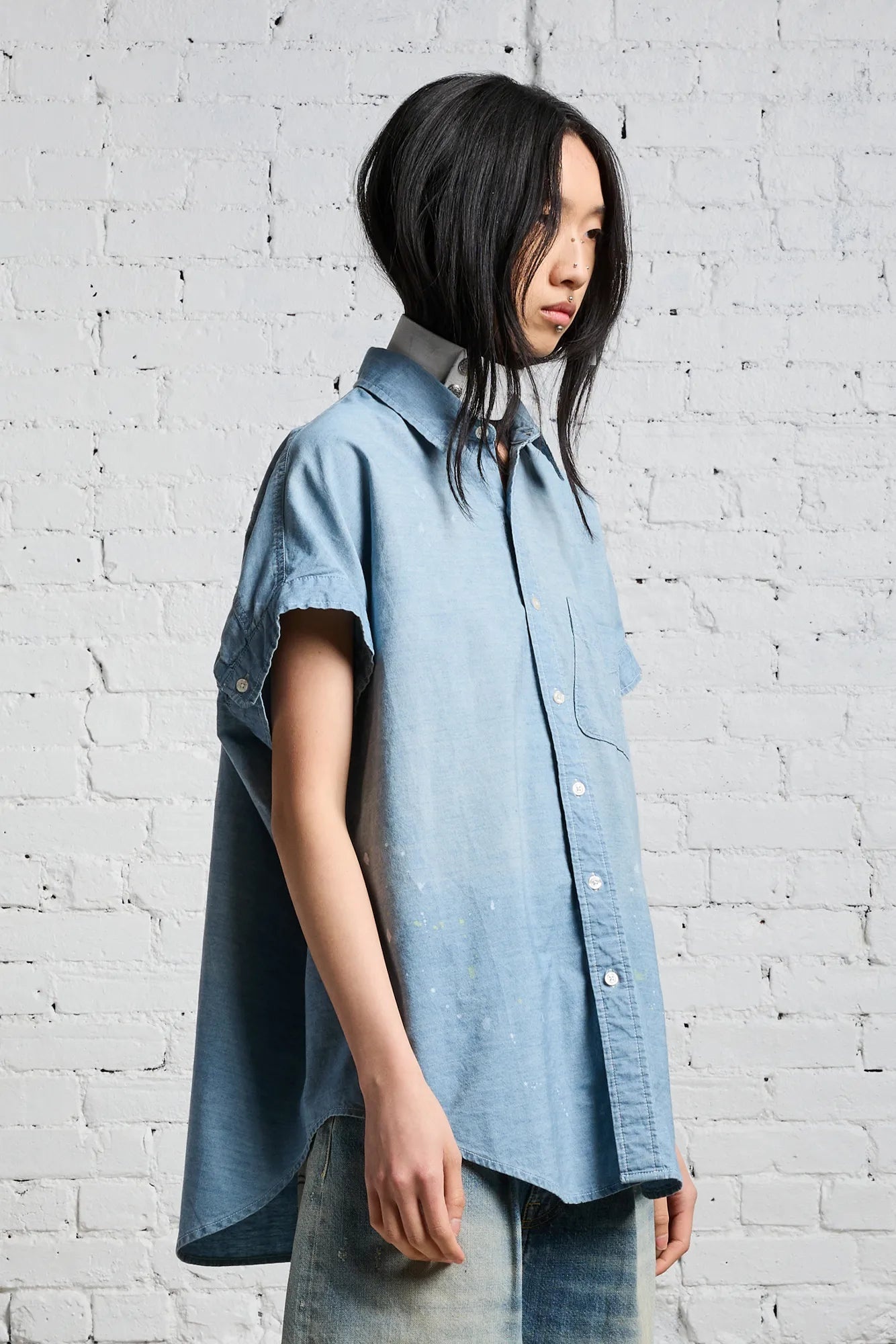 SLEEVELESS BUTTON-UP - BLUE CHAMBRAY - 2