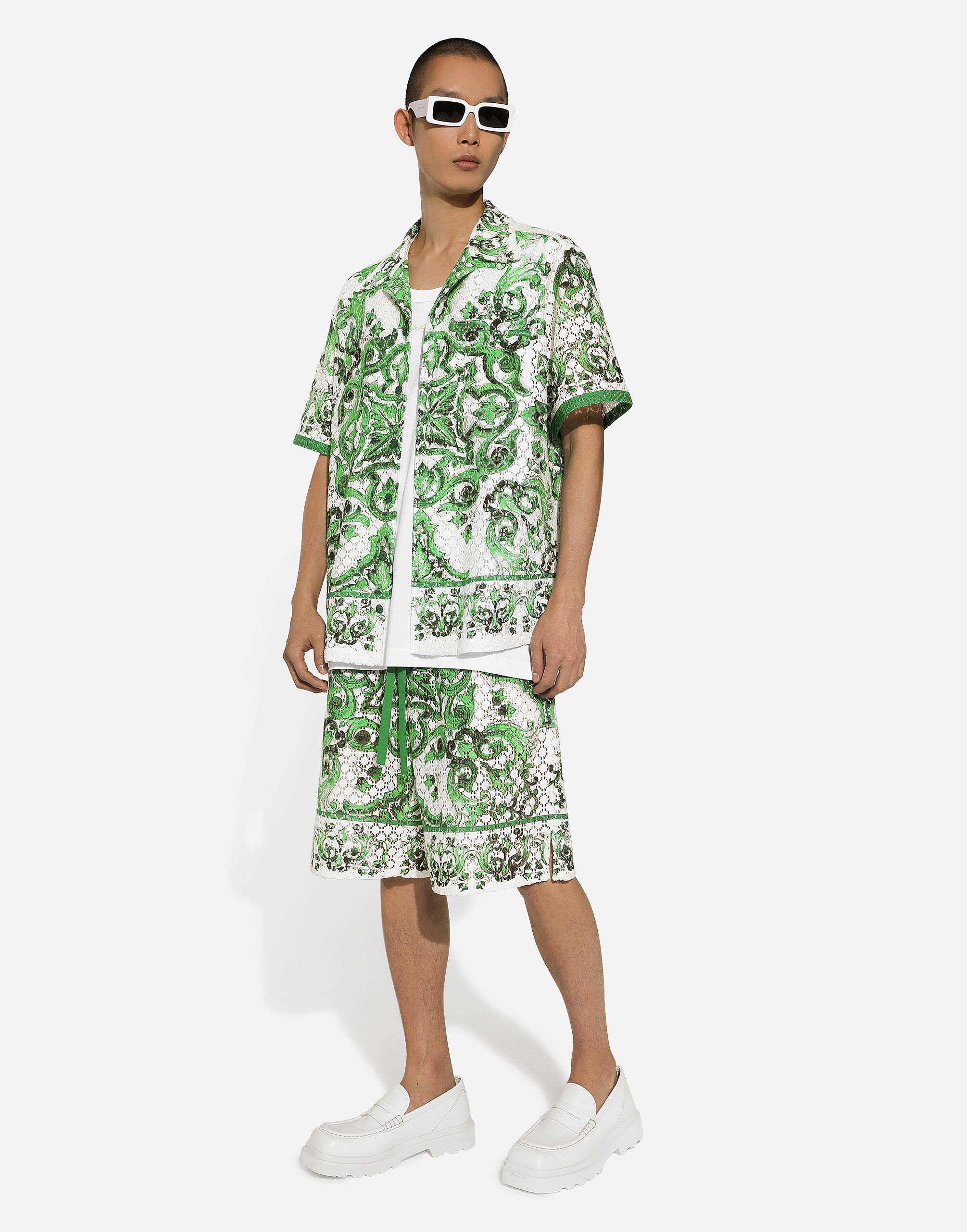 Crochet lace jogging shorts with majolica print - 5