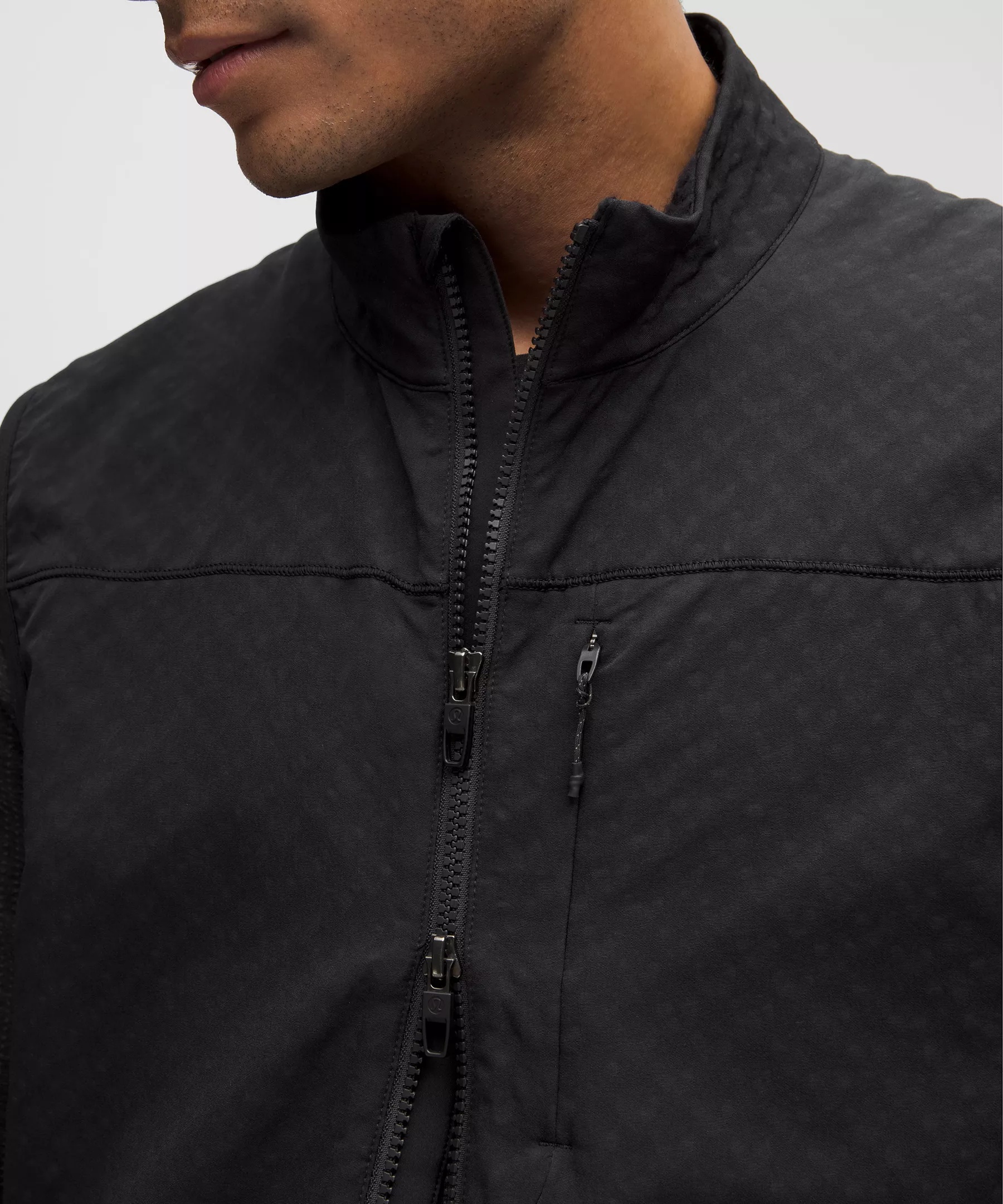Water-Repellent Fleece Hiking Vest - 7