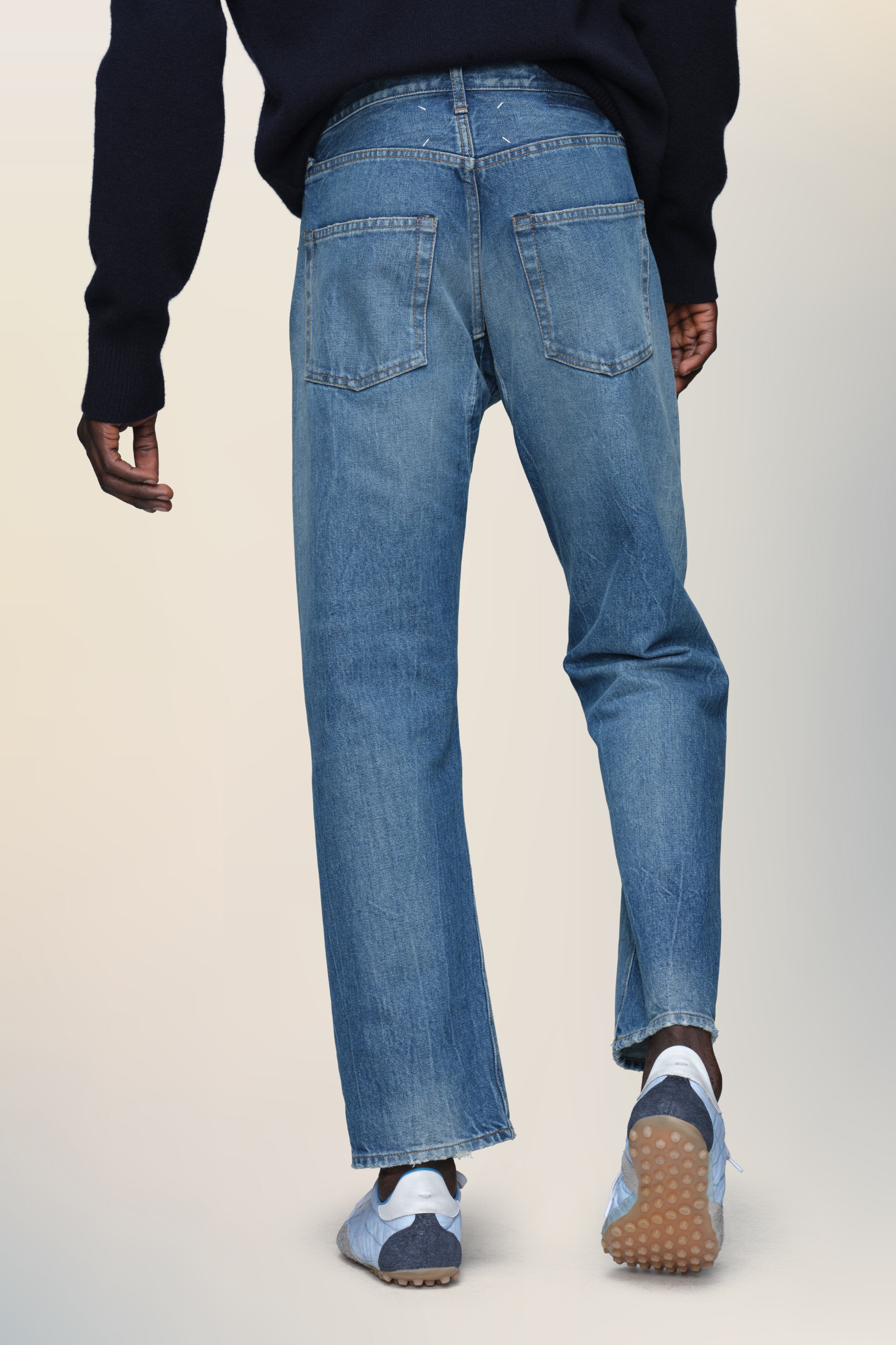 Tapered leg jeans - 5