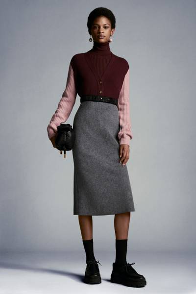 Moncler Wool And Cashmere Skirt outlook