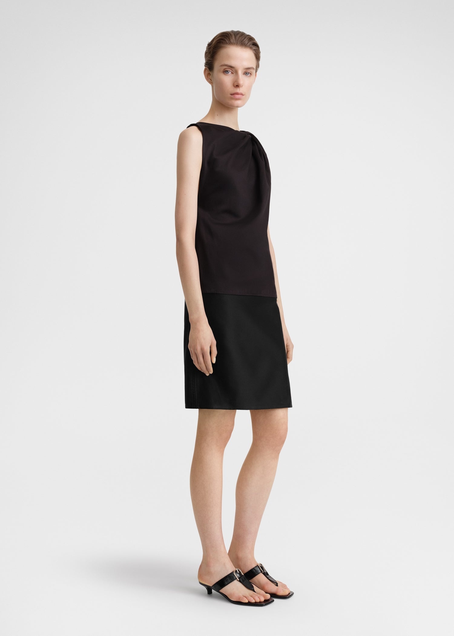 Shoulder-twist dress black - 3