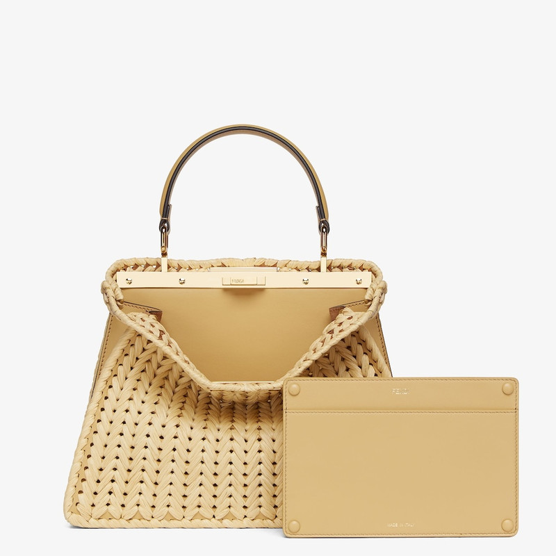 Peekaboo ISeeU Medium 3