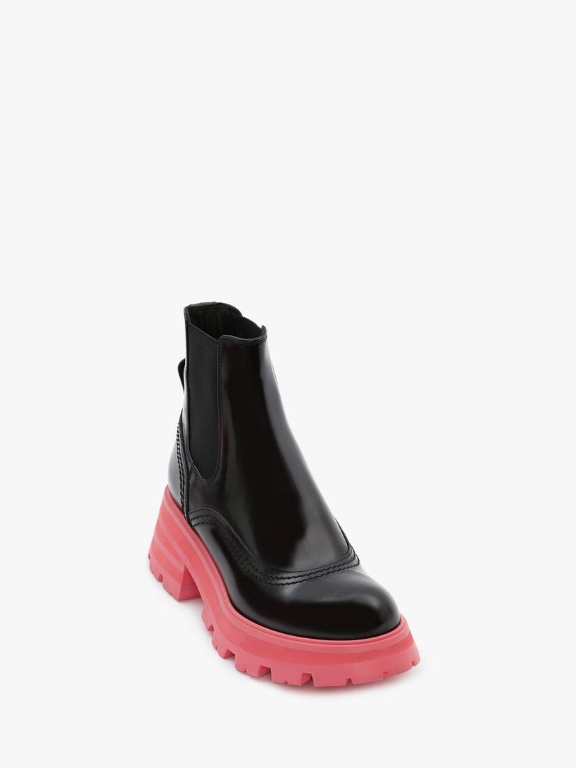Wander Chelsea Boot in Black - 2
