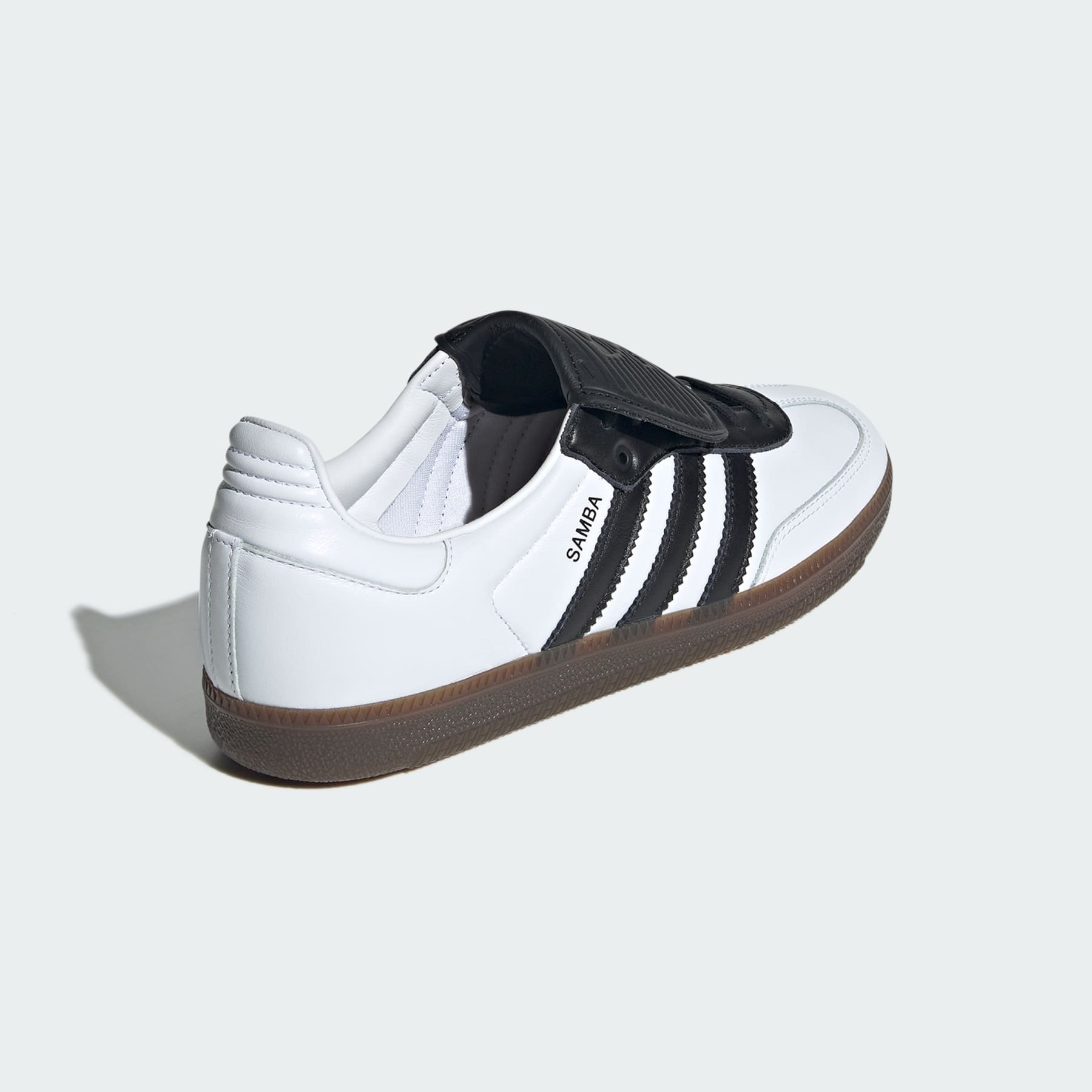 Samba Long Tongue Shoes - 6