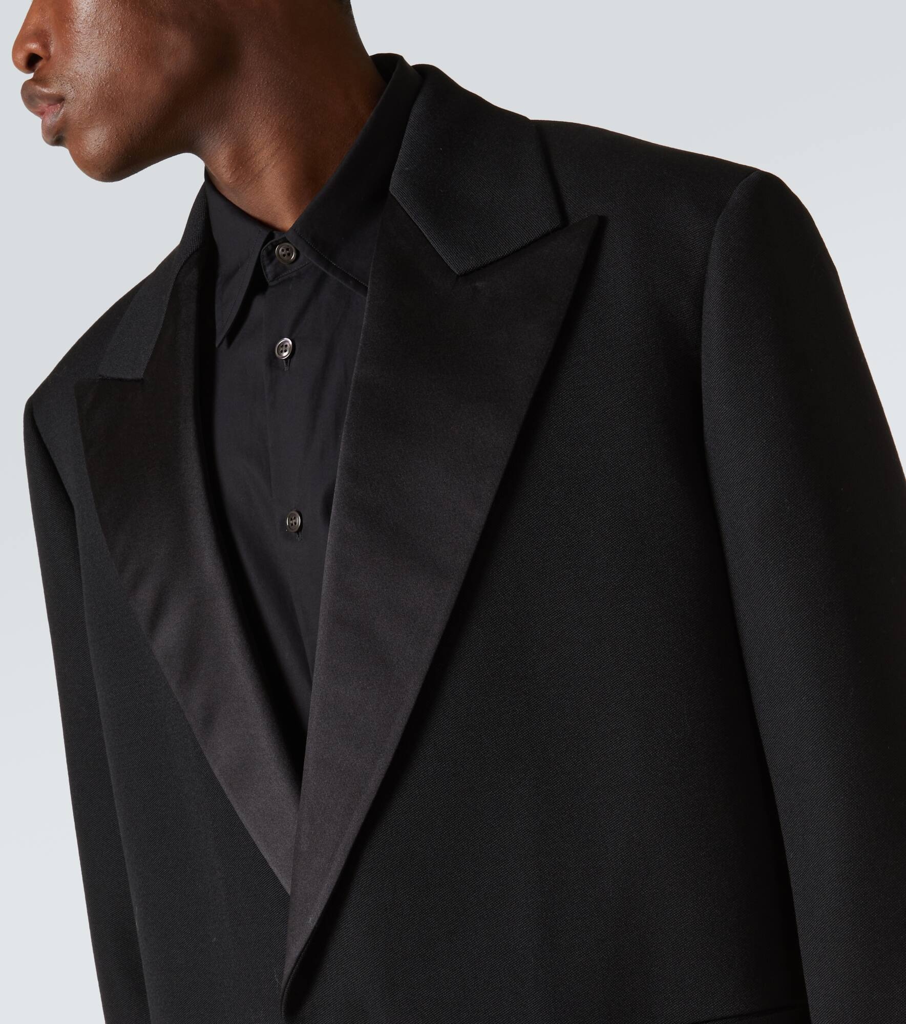 Silk-trimmed wool coat - 5