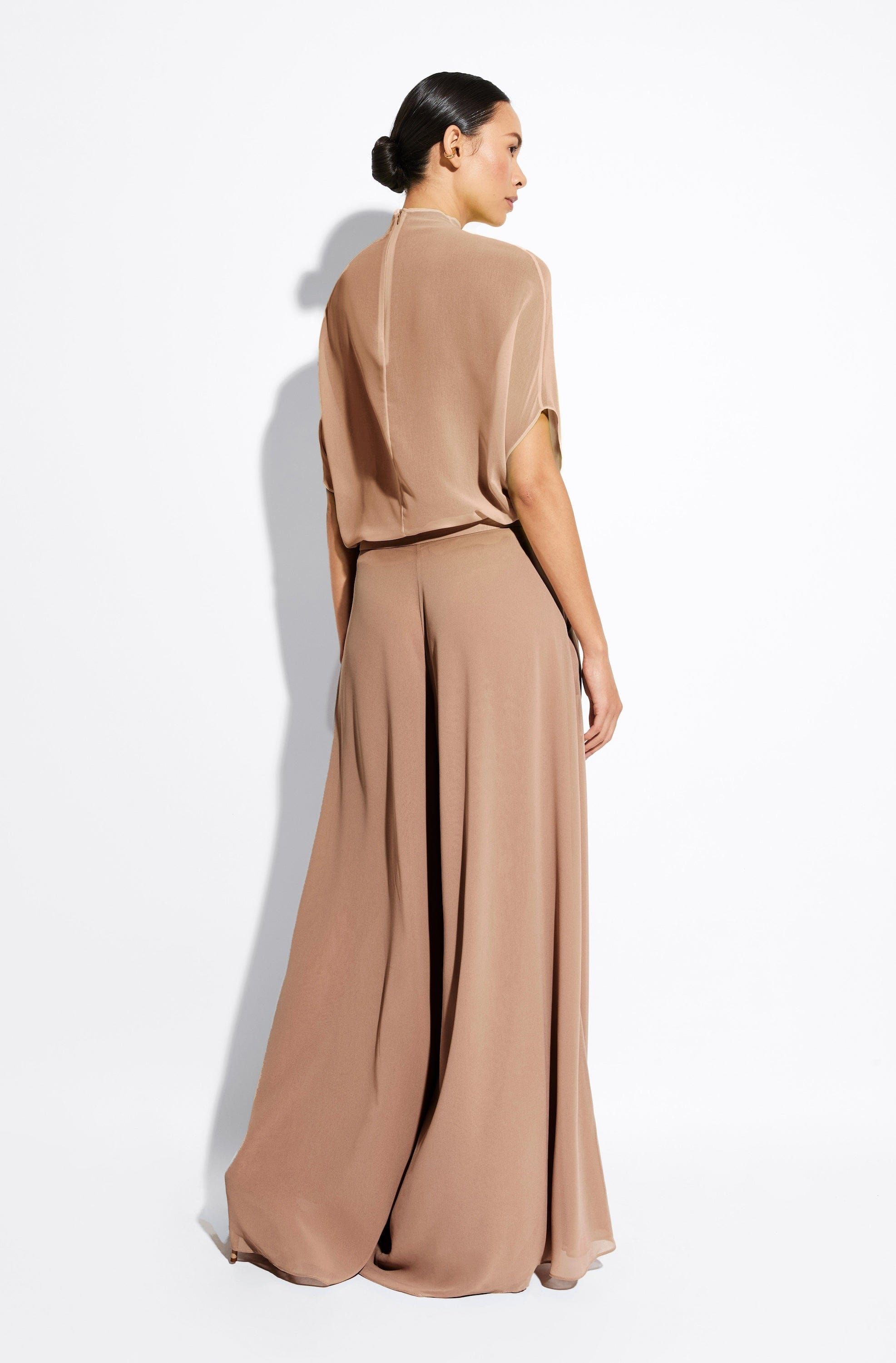 Lightweight Georgette Wide Leg Pant With Pockets - 3
