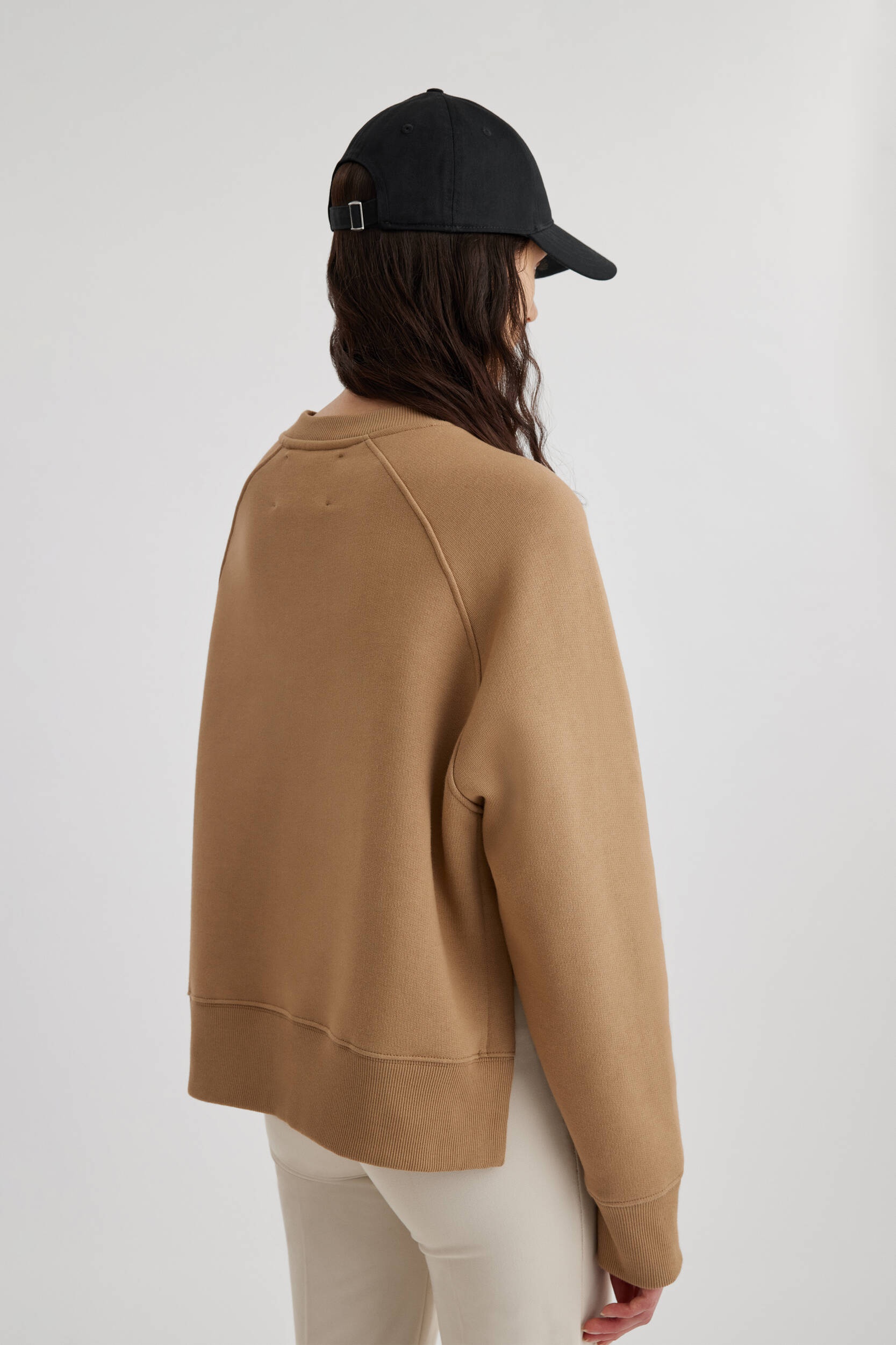 Rio Slit Sweatshirt - 3