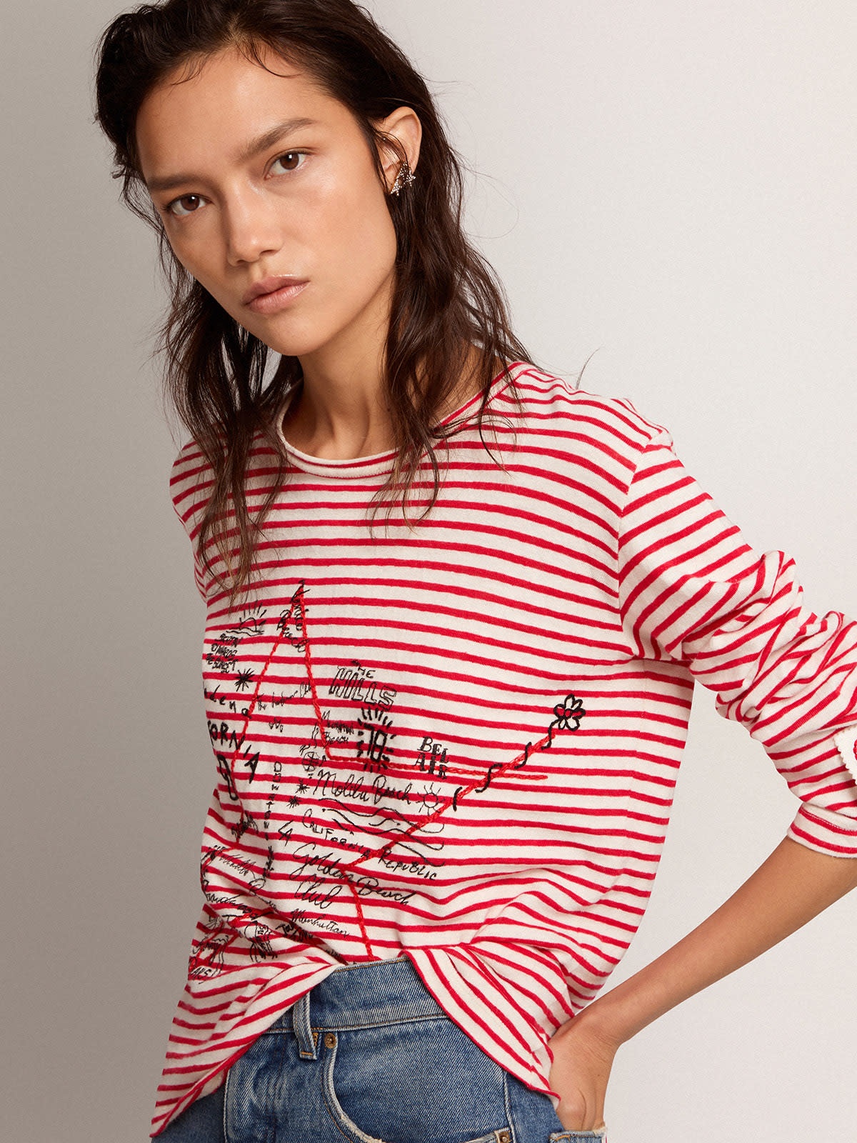 Women's T-shirt with white and red stripes and embroidery on the front - 2