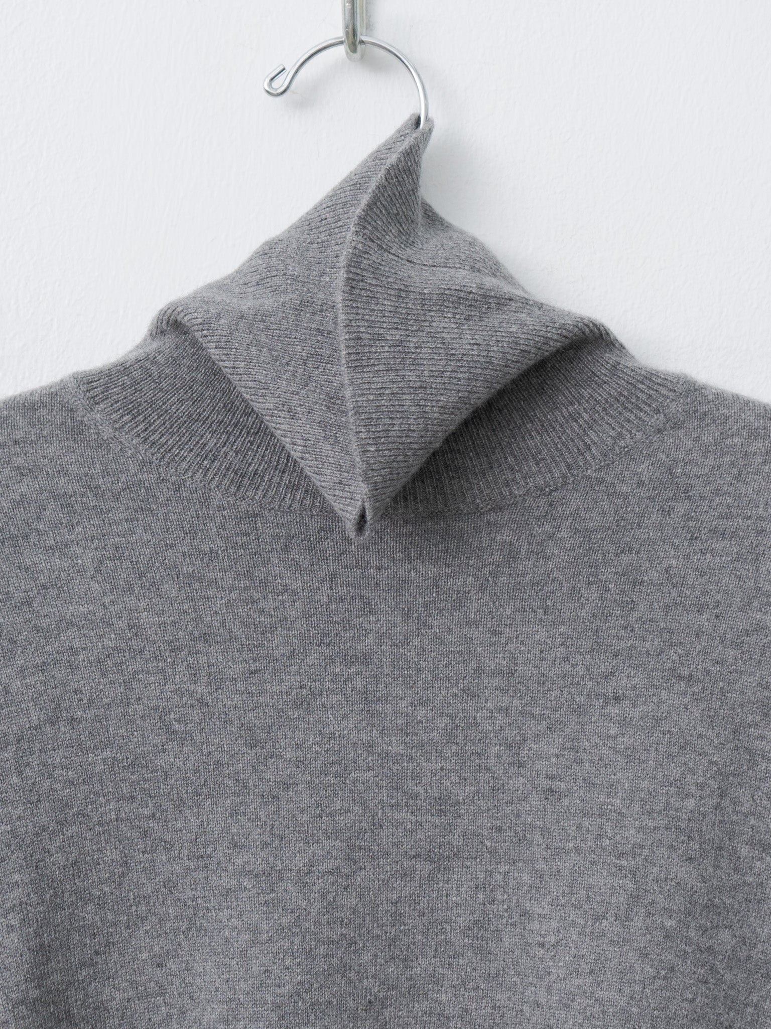 Marchi 1-Ply Cashmere Sweater - Mid Grey Melange - 5