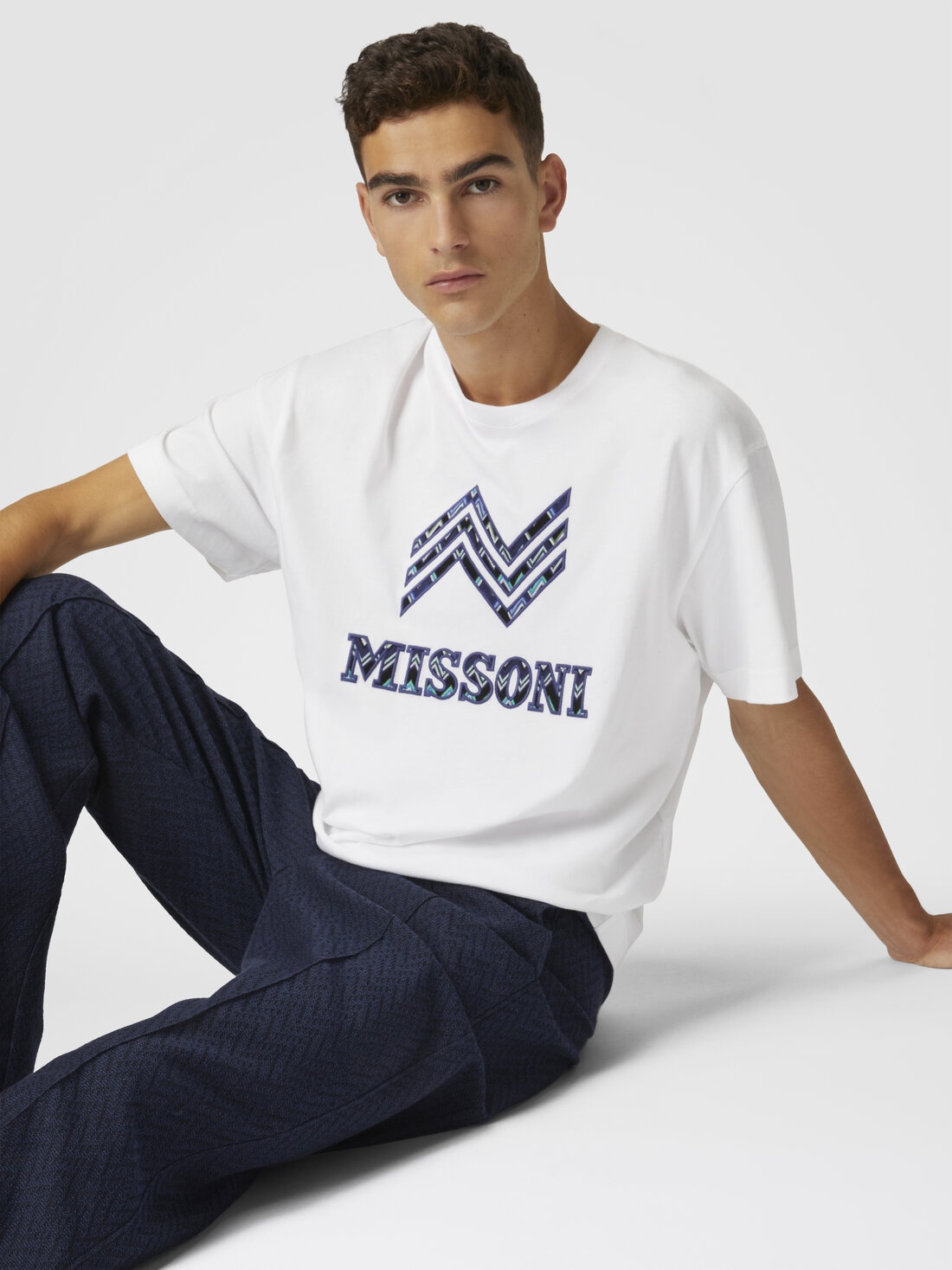 Cotton crewneck T-shirt with zigzag insert and logo lettering - 5
