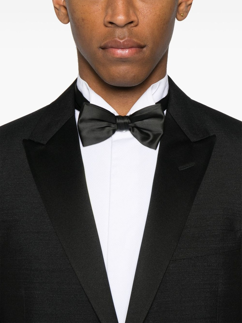 satin-lapels suit 4