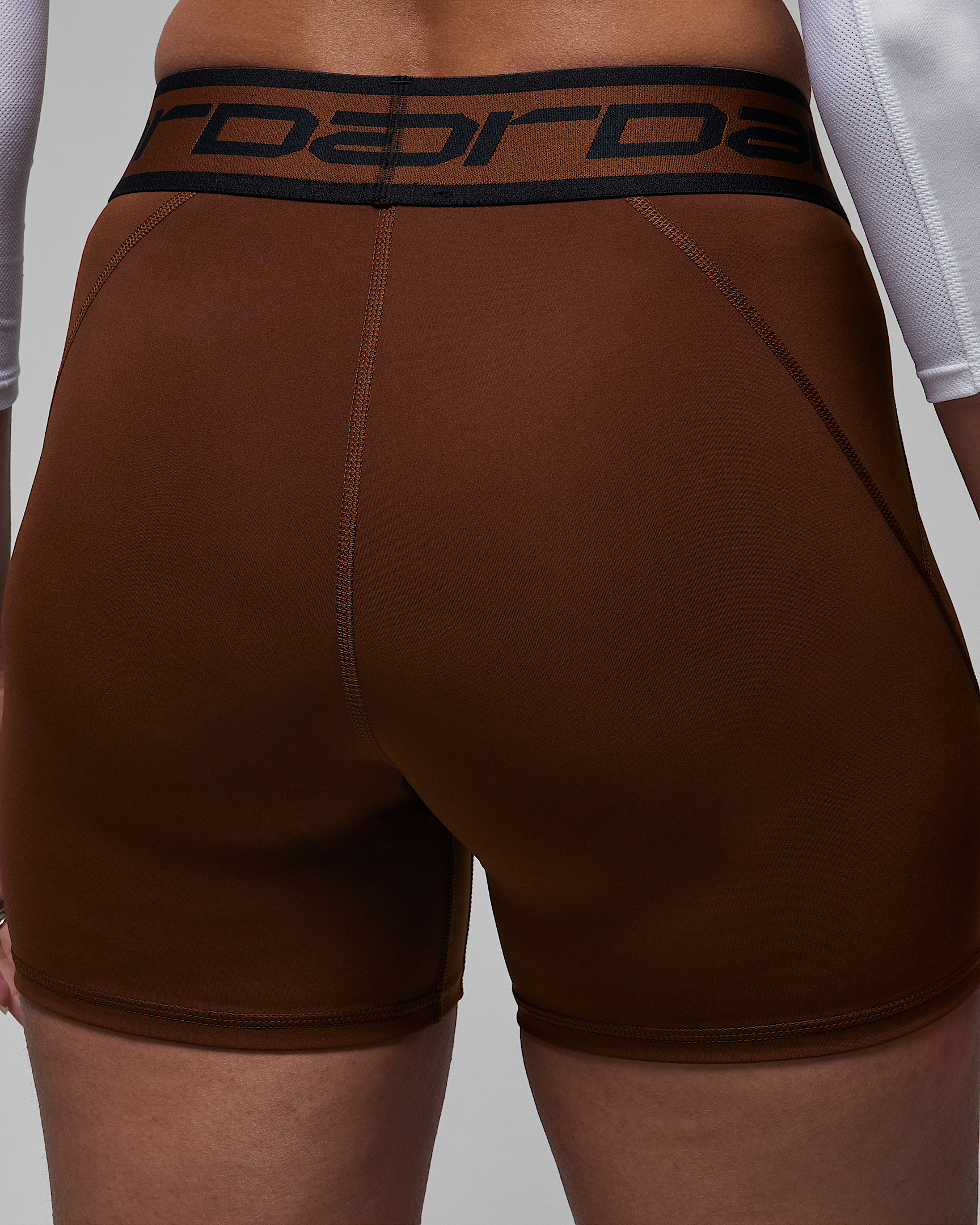 Jordan Sport Women's 5" Shorts - 3