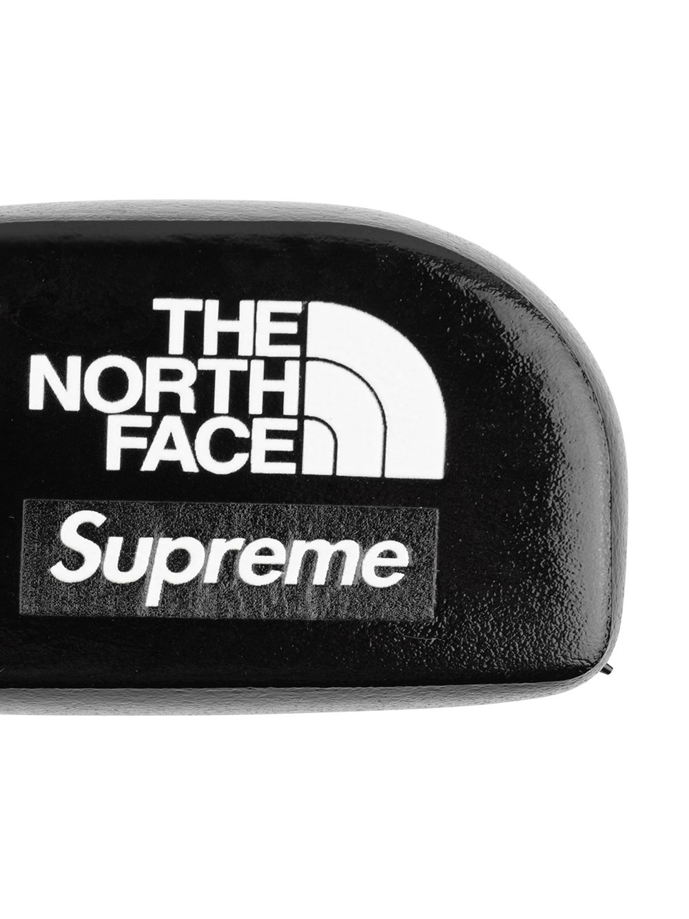 x The North Face keychain - 2