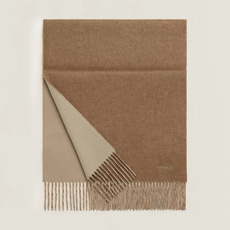 Hermès Recto-Verso muffler outlook