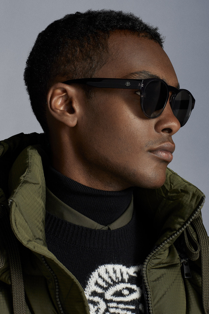 Moncler Moncler Sunglasses outlook