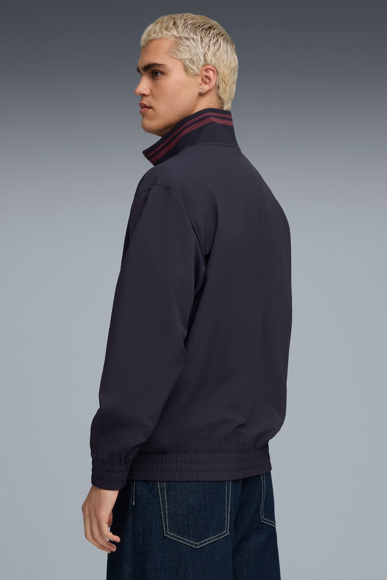 Premium ESS Track Jacket Unisex - 4