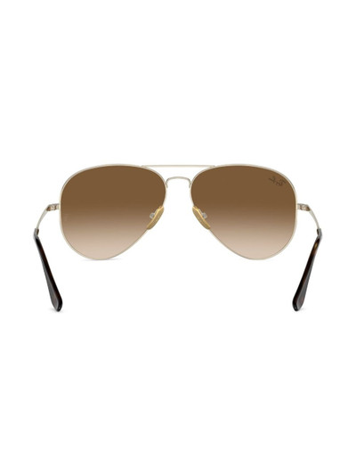 Ray-Ban Aviator gradient sunglasses outlook