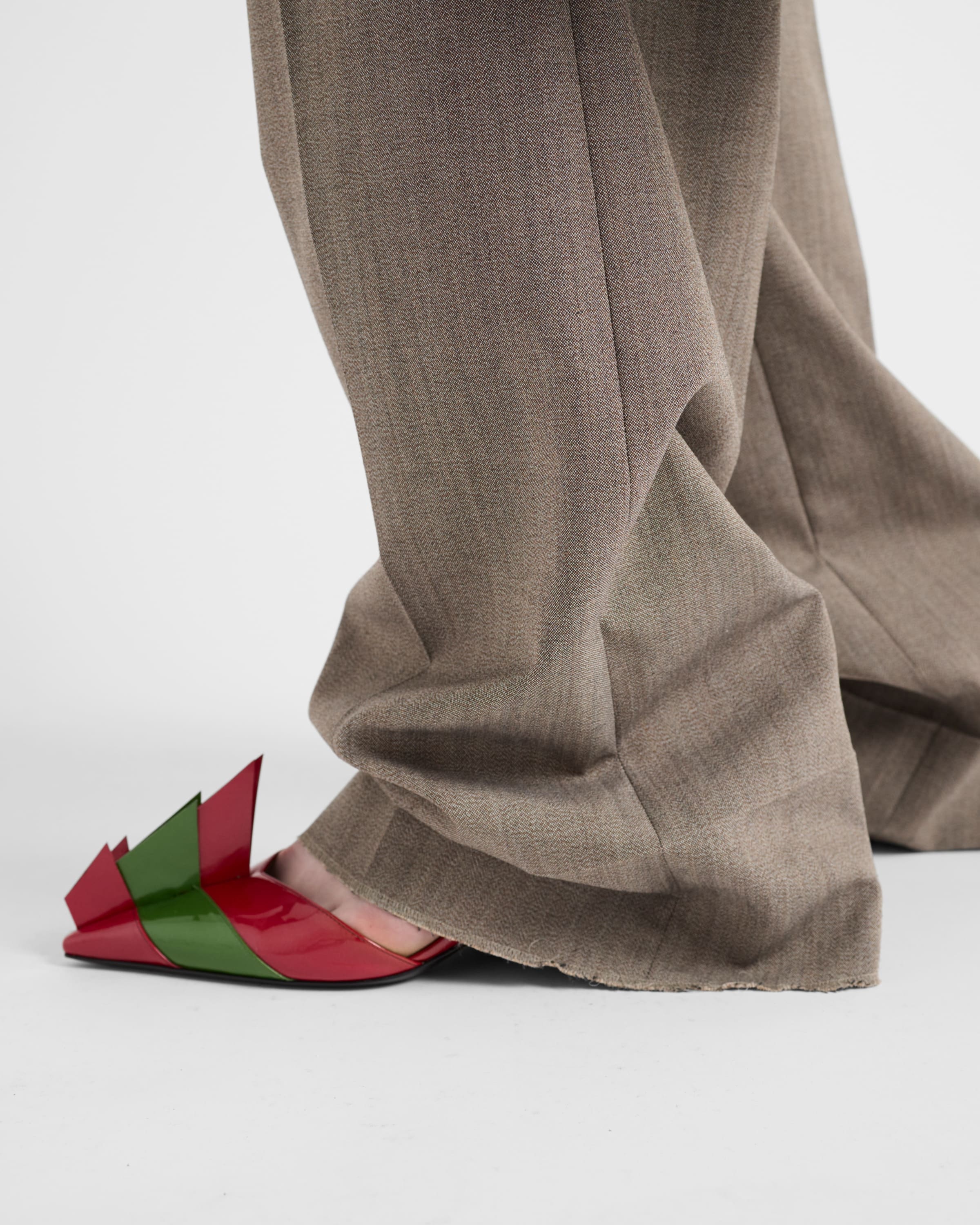 パンツ PRADA WOOL BLEND TROUSERS WITH PRINTED BELT Prada Wool blend trousers with printed belt | TheDoubleF