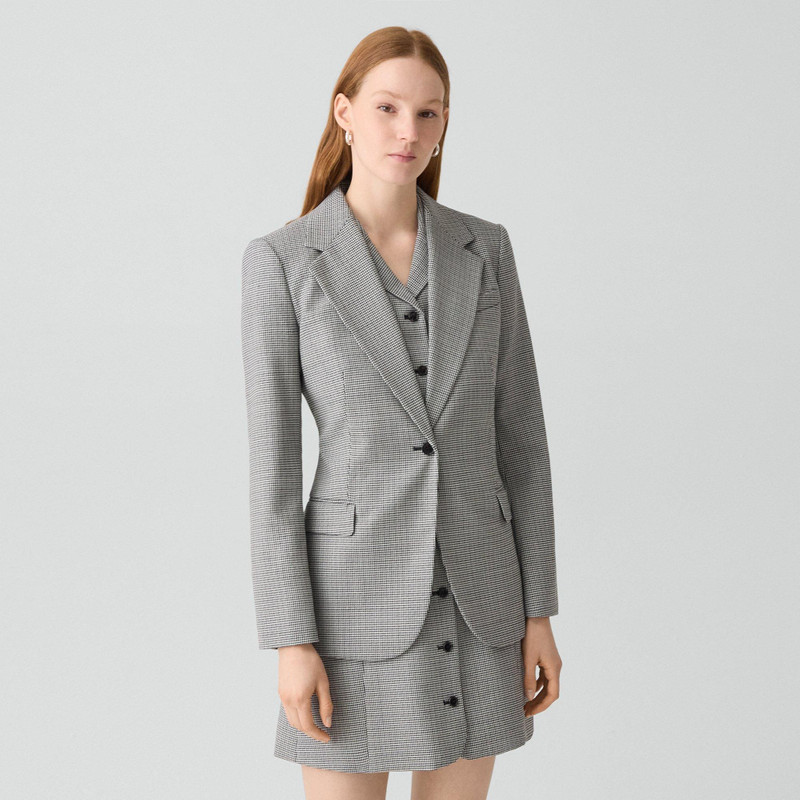 Lynnia Blazer in Wool-Blend Twist 3