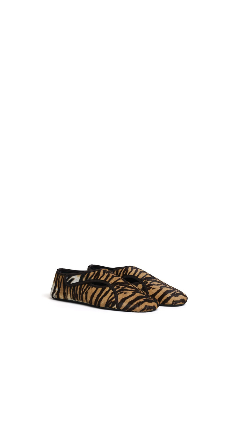 Alaïa FLEX SLIPPERS IN HAIRCALF outlook