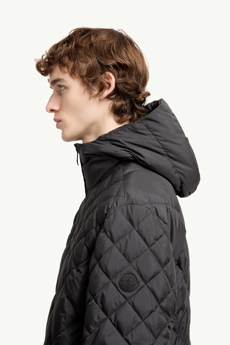 Merak Geometric-Quilted Hooded Short Down Jacket 3