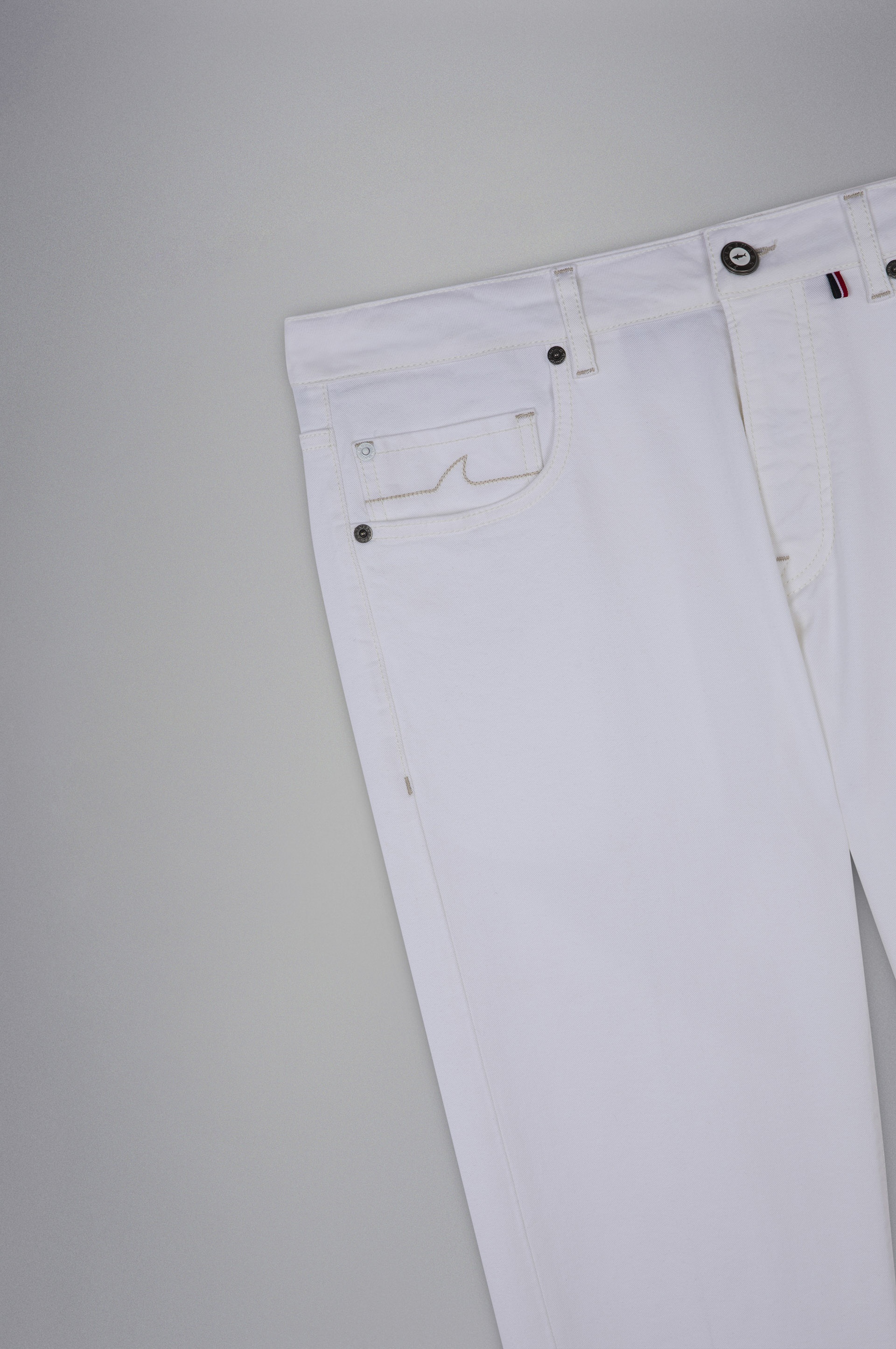 WHITE RIVET STRETCH DENIM JEANS - 5