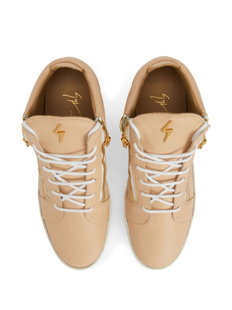 Frankie logo-plaque sneakers 4