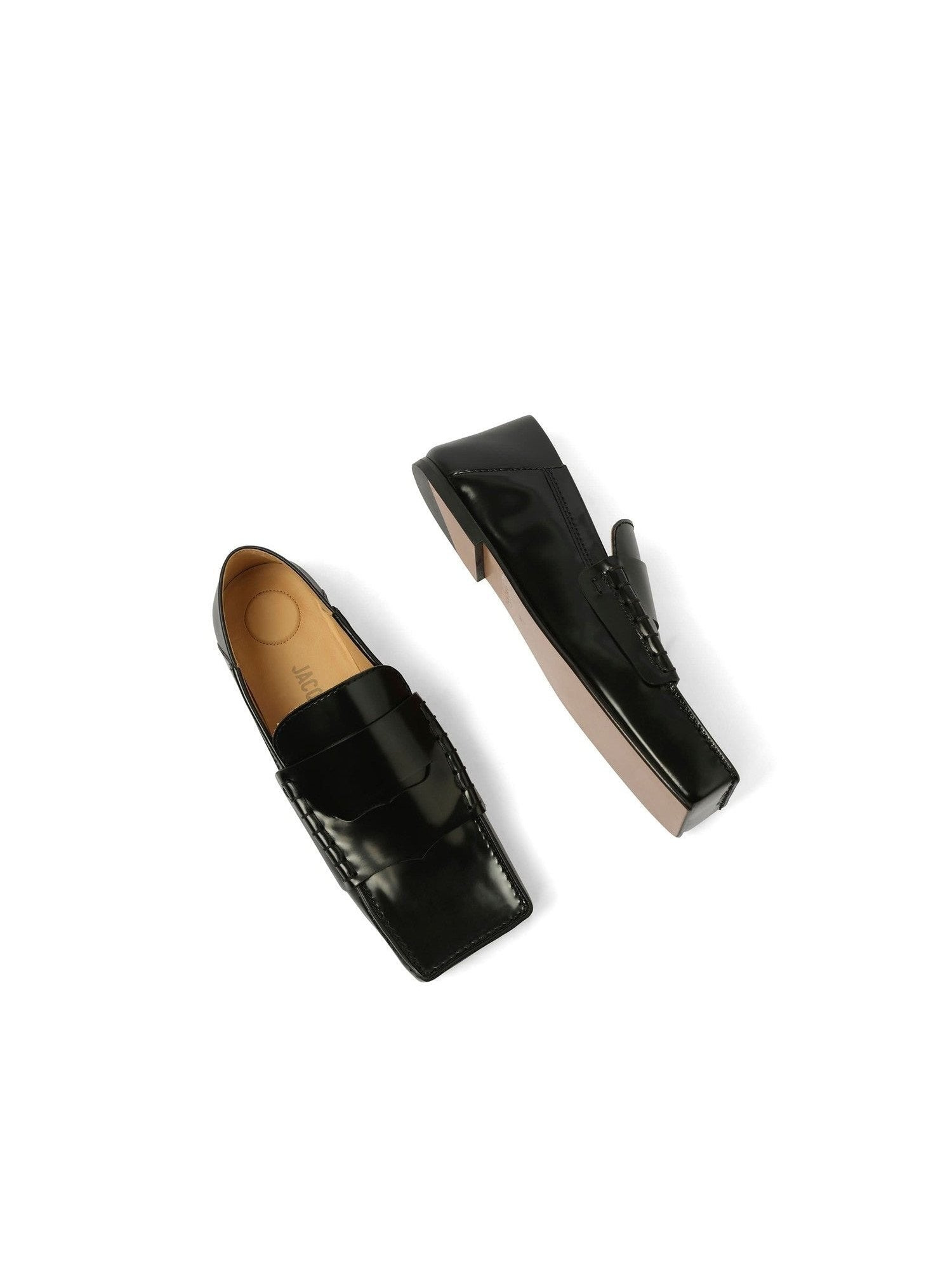 Les Moccasins Carre in Black - 4