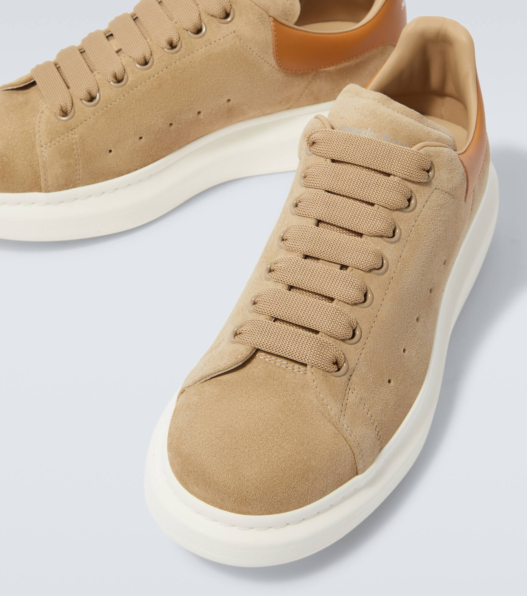 Oversized suede sneakers - 3