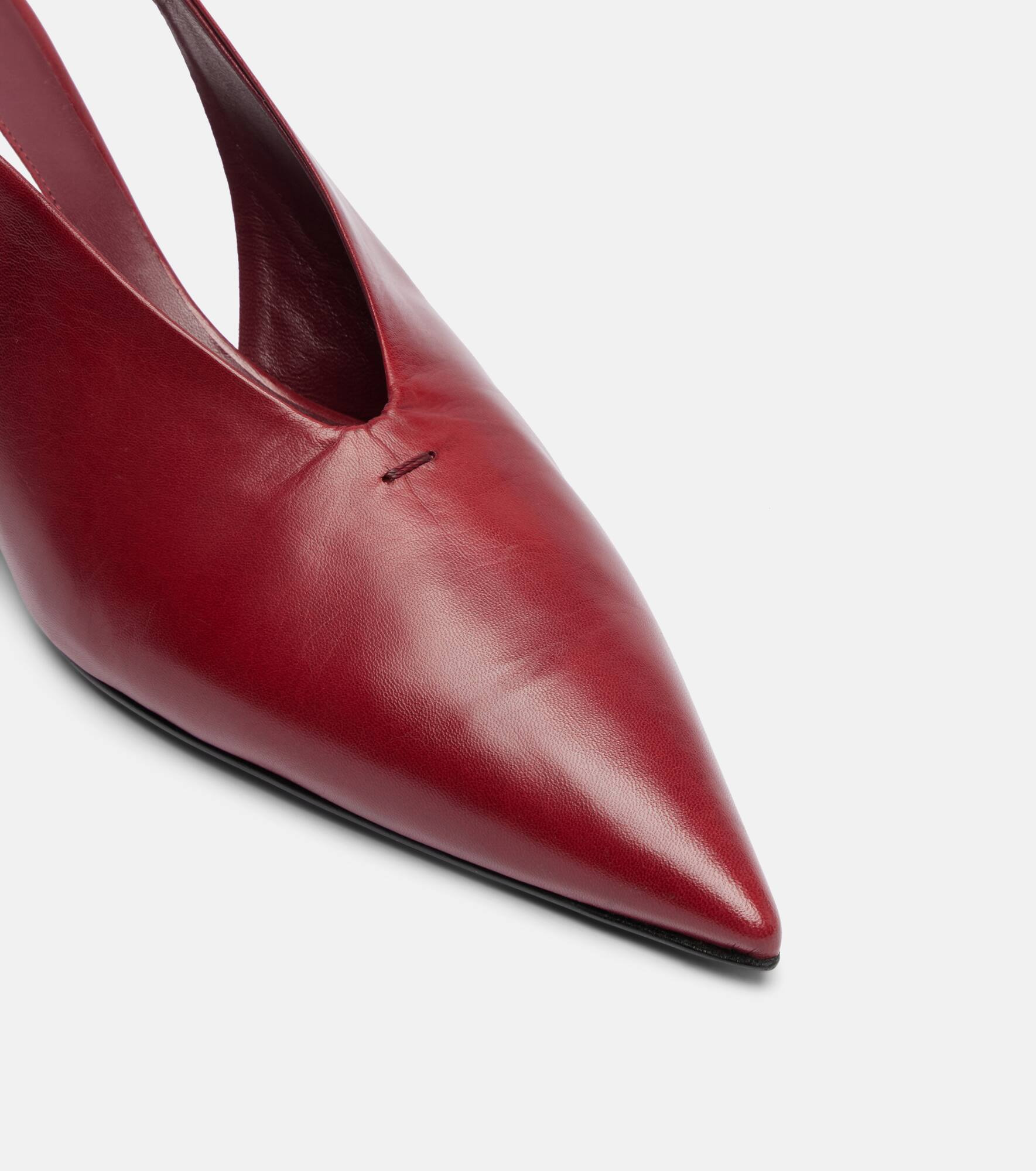 Pointy leather slingback pumps - 5
