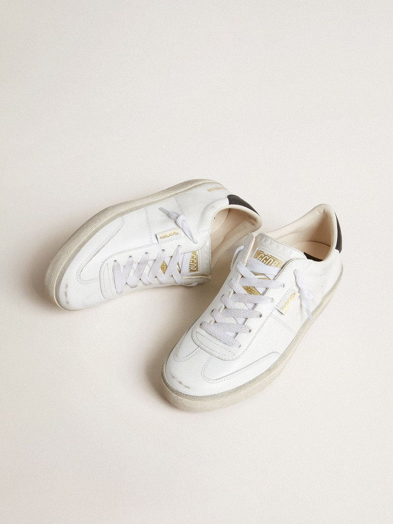 Golden Goose Women's Soul Star in white leather with black leather heel tab outlook
