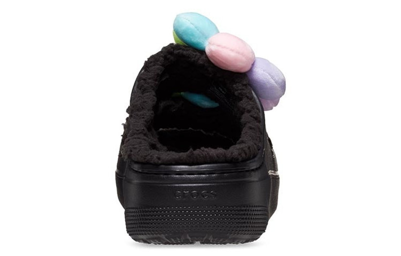 crocs (WMNS) Crocs Classic Cozy Daisy Clogs 'Black Multi' 209240-001 outlook