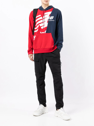 New Balance two-tone logo-print hoodie outlook