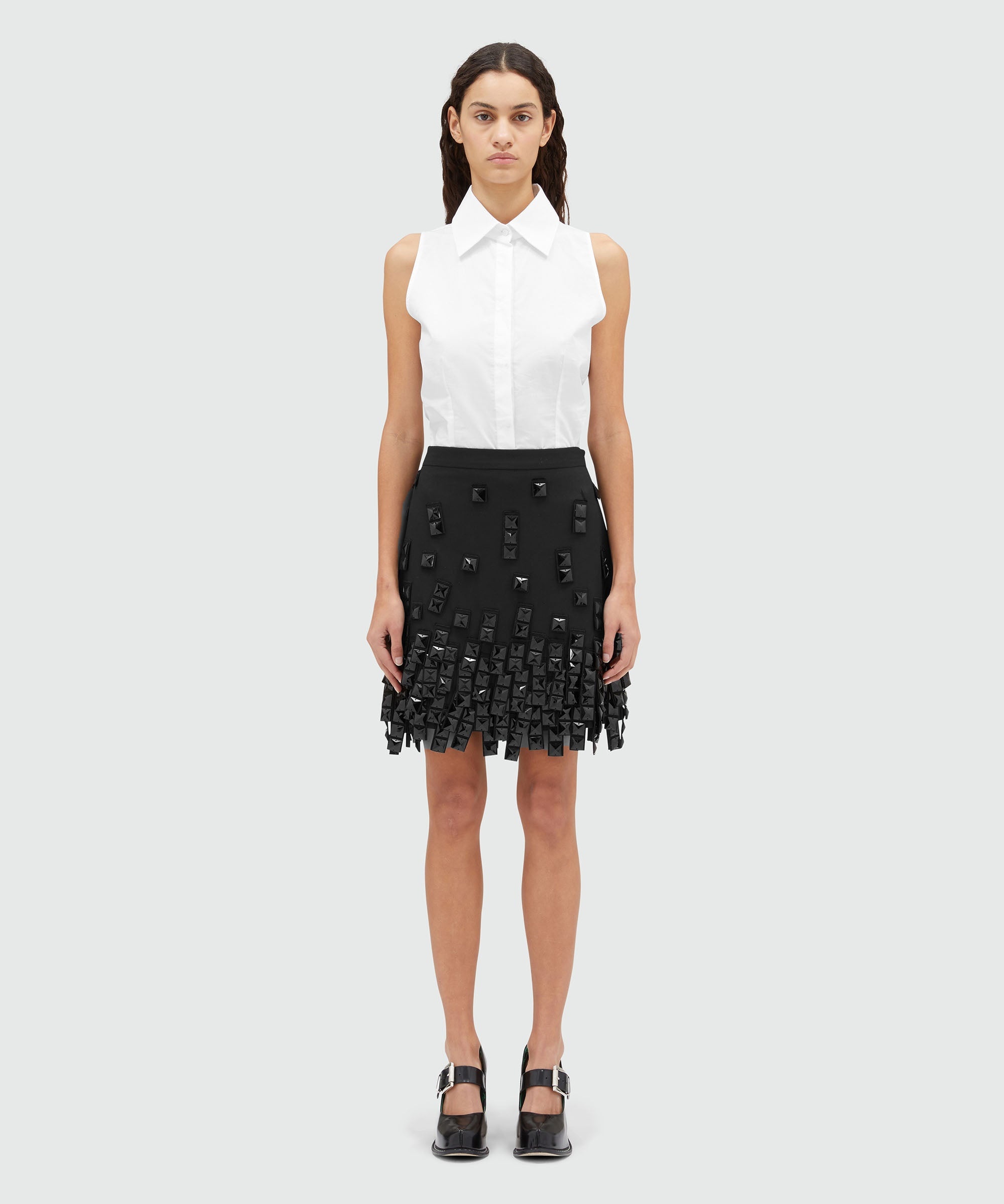 Short skirt with maxi studs - 2