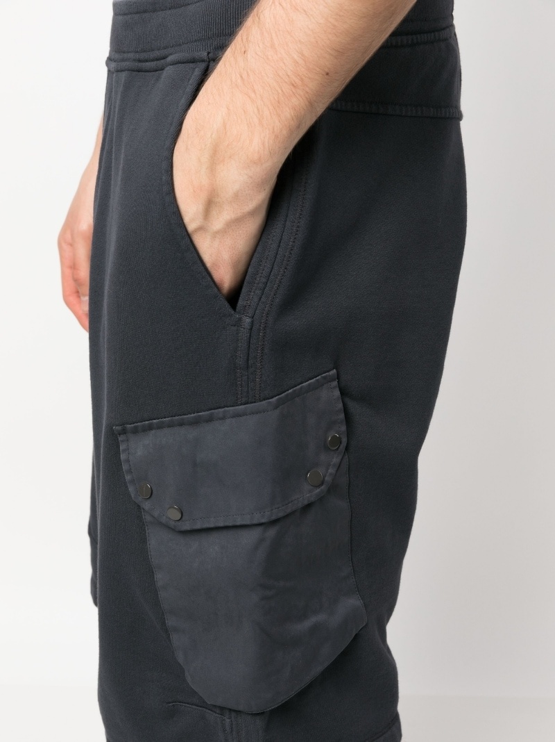 side flap-pocket detail shorts - 5