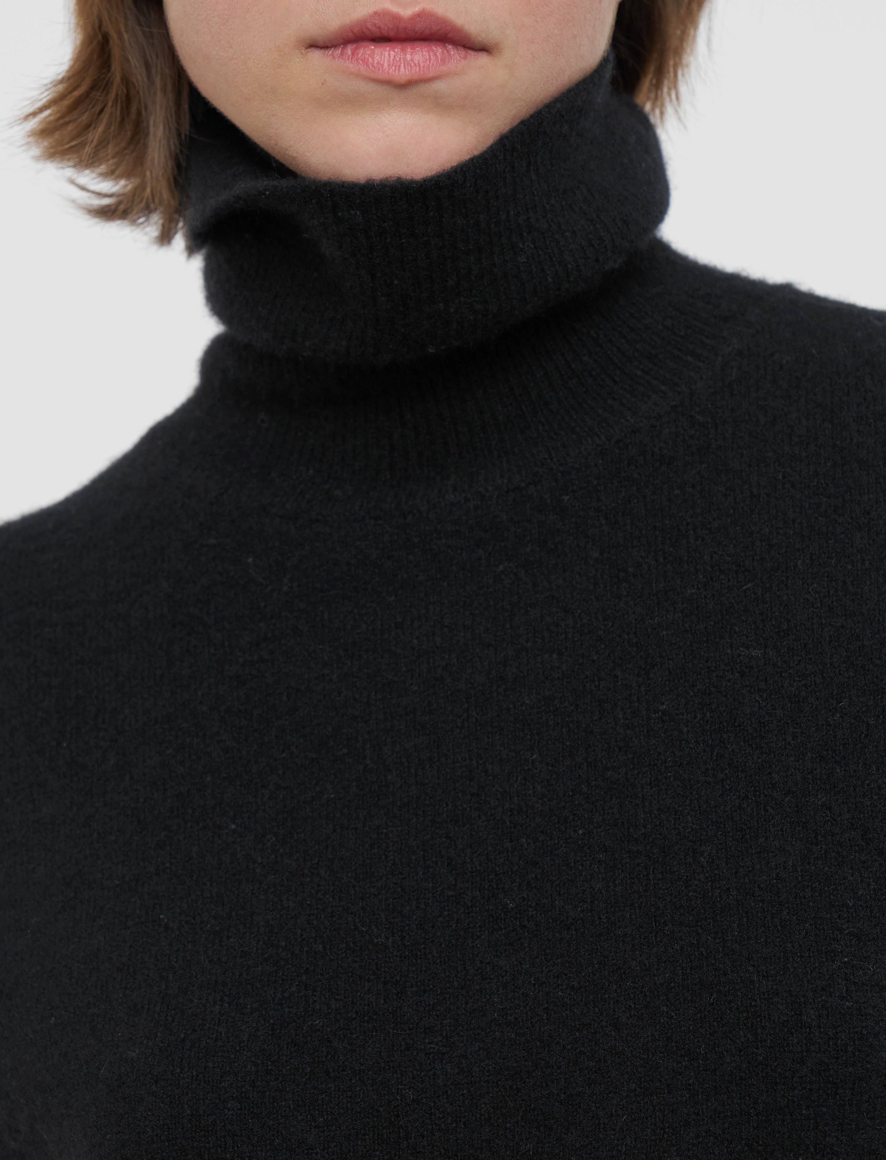 Brushed Cashmere Vest - 5