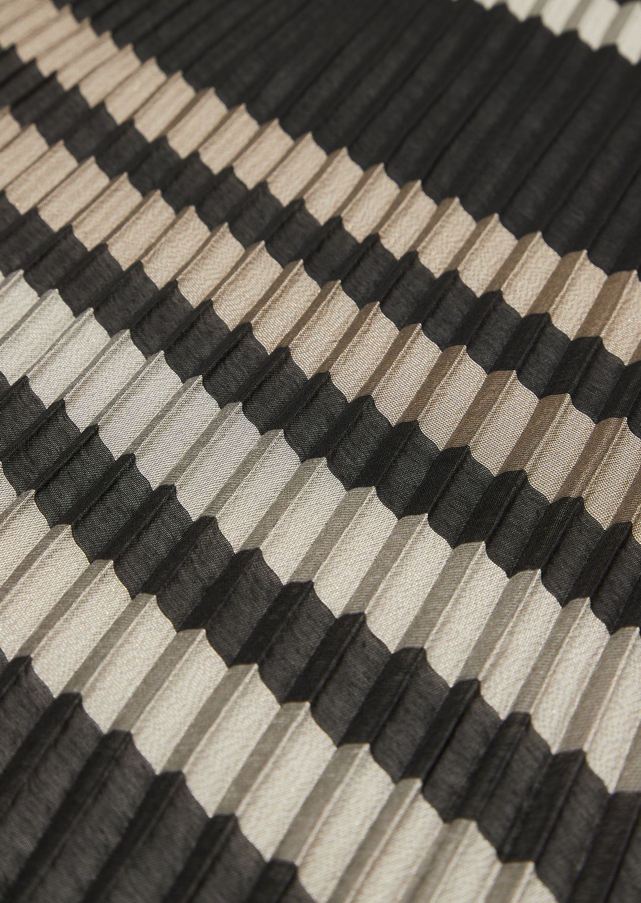 Striped viscose-blend stole with lurex - 2